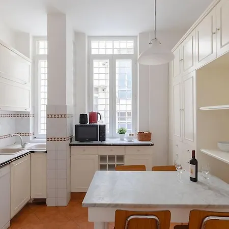 Benaco Elegance Apartamento *